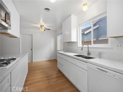 10276  Falcon  , Fountain Valley, CA