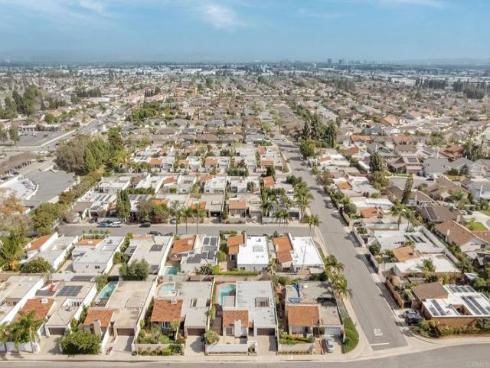 17690  San Rafael St  , Fountain Valley, CA