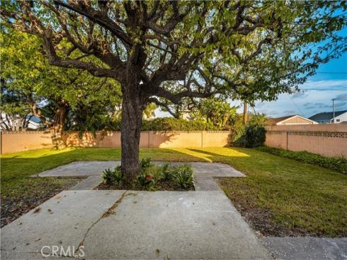 17588  Santa Paula  , Fountain Valley, CA