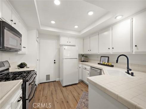 18044  Courreges   Court, Fountain Valley, CA