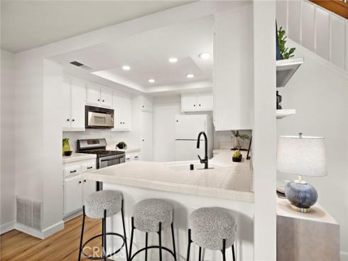 18044  Courreges   Court, Fountain Valley, CA