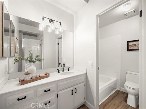 18044  Courreges   Court, Fountain Valley, CA