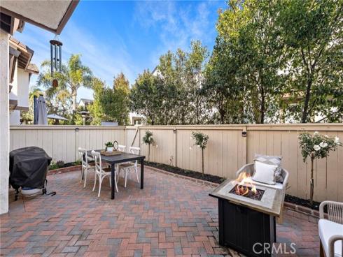 18044  Courreges   Court, Fountain Valley, CA