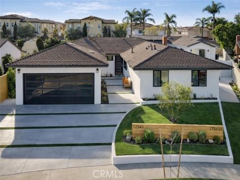 17541  Santa Cristobal  , Fountain Valley, CA