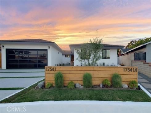 17541  Santa Cristobal  , Fountain Valley, CA