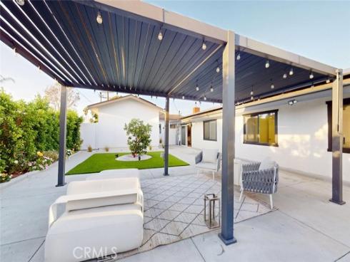 17541  Santa Cristobal  , Fountain Valley, CA