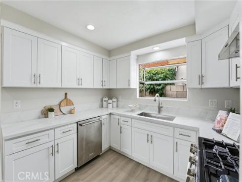 10377  Morning Glory Ave  , Fountain Valley, CA
