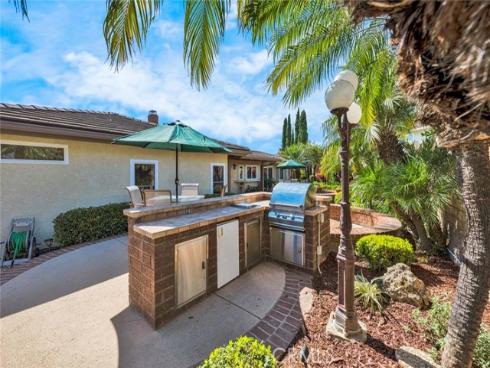 18886  Mount Walton   Circle, Fountain Valley, CA