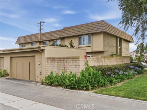 10466  Smoke River   Court, Fountain Valley, CA