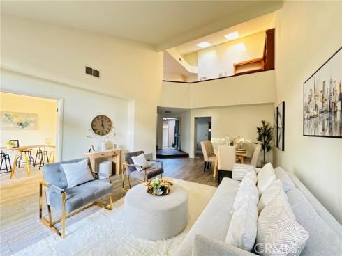 18081  Scanlan   Court, Fountain Valley, CA