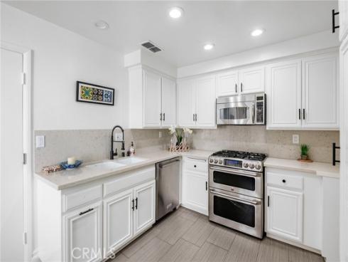 18081  Scanlan   Court, Fountain Valley, CA