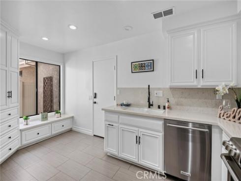 18081  Scanlan   Court, Fountain Valley, CA
