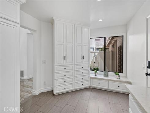 18081  Scanlan   Court, Fountain Valley, CA