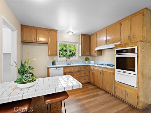 9404  El Blanco Avenue  , Fountain Valley, CA
