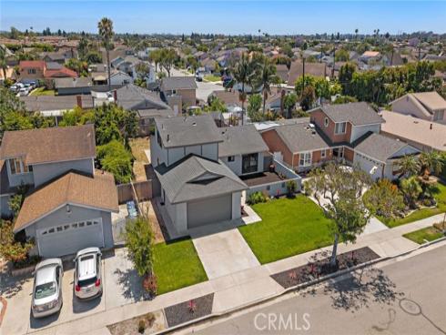9404  El Blanco Avenue  , Fountain Valley, CA