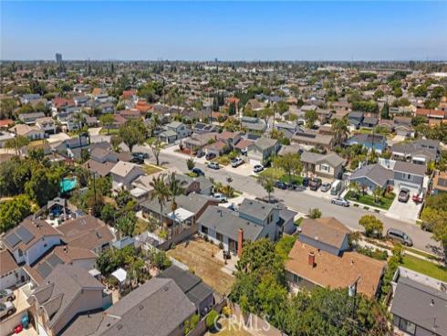 9404  El Blanco Avenue  , Fountain Valley, CA