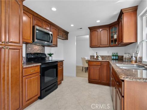 11244  Snowdrop  , Fountain Valley, CA