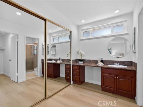 11244  Snowdrop  , Fountain Valley, CA