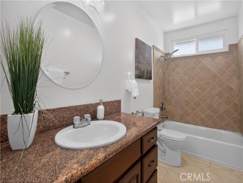 11244  Snowdrop  , Fountain Valley, CA