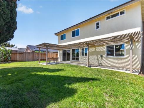 11244  Snowdrop  , Fountain Valley, CA