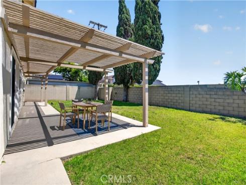 11244  Snowdrop  , Fountain Valley, CA