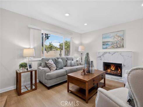 11244  Snowdrop  , Fountain Valley, CA