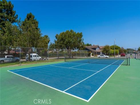 10488 Sioux River , Fountain Valley, CA