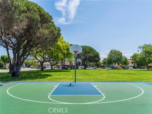10488 Sioux River , Fountain Valley, CA
