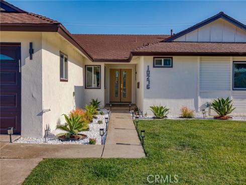 10276 Falcon , Fountain Valley, CA