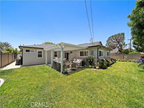 8741 La Roca Avenue, Fountain Valley, CA