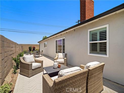 8741 La Roca Avenue, Fountain Valley, CA