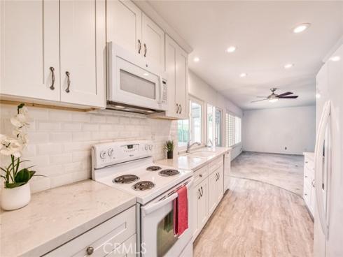 11657  Gladstone   Circle, Fountain Valley, CA