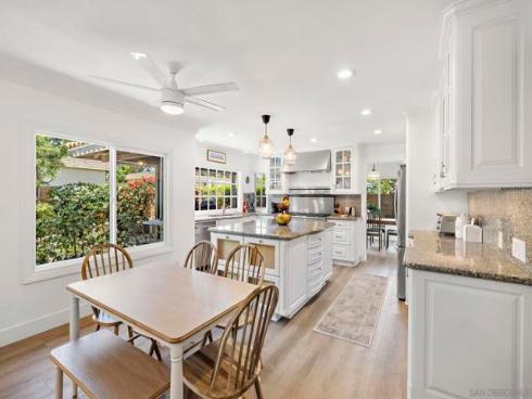 10297  Bunting  , Fountain Valley, CA