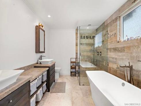 10297  Bunting  , Fountain Valley, CA