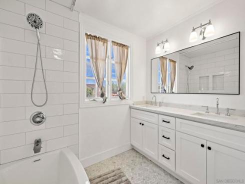 10297  Bunting  , Fountain Valley, CA