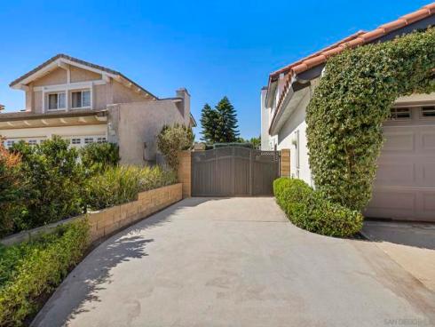 10297  Bunting  , Fountain Valley, CA