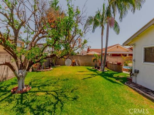 9331  La Cortinilla   Avenue, Fountain Valley, CA