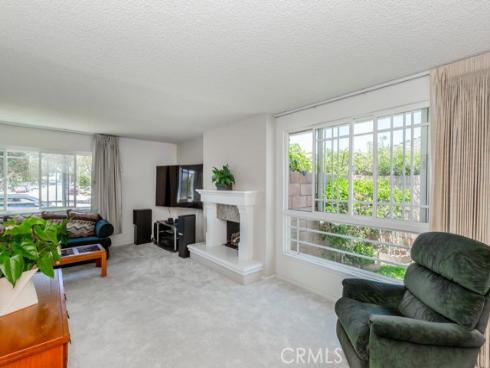 9331  La Cortinilla   Avenue, Fountain Valley, CA