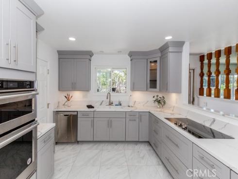 9331  La Cortinilla   Avenue, Fountain Valley, CA
