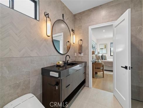 16323 Redwood , Fountain Valley, CA