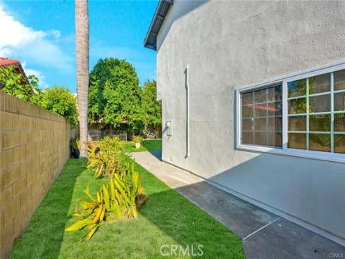 17986 Santa Olivia Street, Fountain Valley, CA