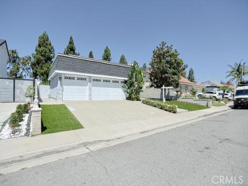 16221 Mount Baden Powell , Fountain Valley, CA