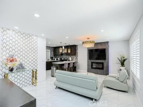 16221 Mount Baden Powell , Fountain Valley, CA