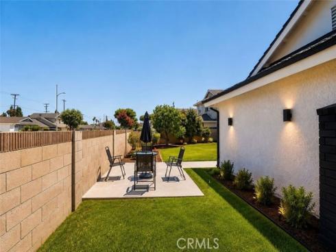 9444 La Estrella Ave , Fountain Valley, CA