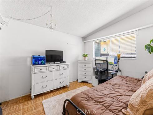 17408 Walnut , Fountain Valley, CA
