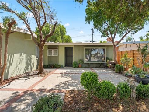 17408 Walnut , Fountain Valley, CA