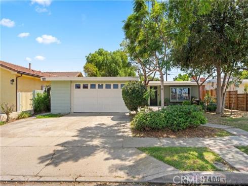 17408 Walnut , Fountain Valley, CA