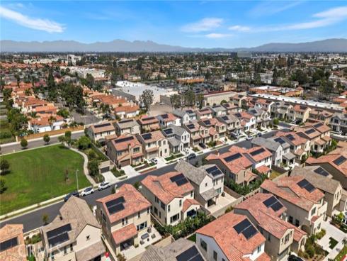 9832 Skylar Avenue, Fountain Valley, CA