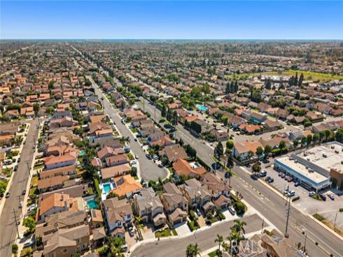9042 Lemongrass Court, Fountain Valley, CA