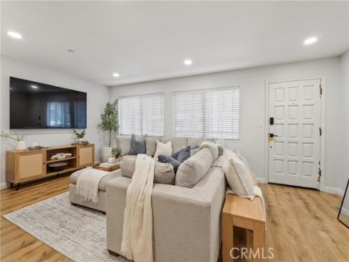 17200 Newhope 204 , Fountain Valley, CA